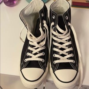 New high top black converse